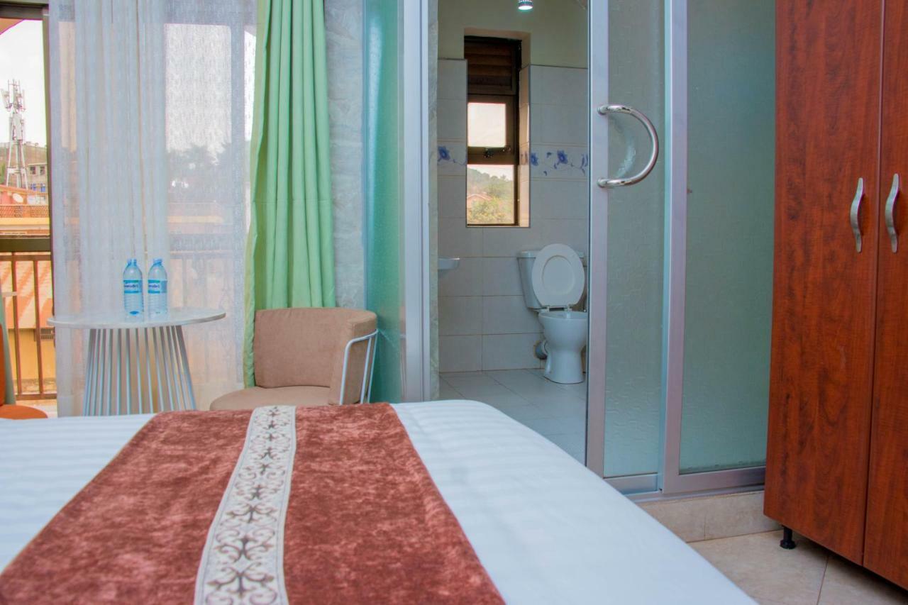 Jarin Hotel Καμπάλα Εξωτερικό φωτογραφία
