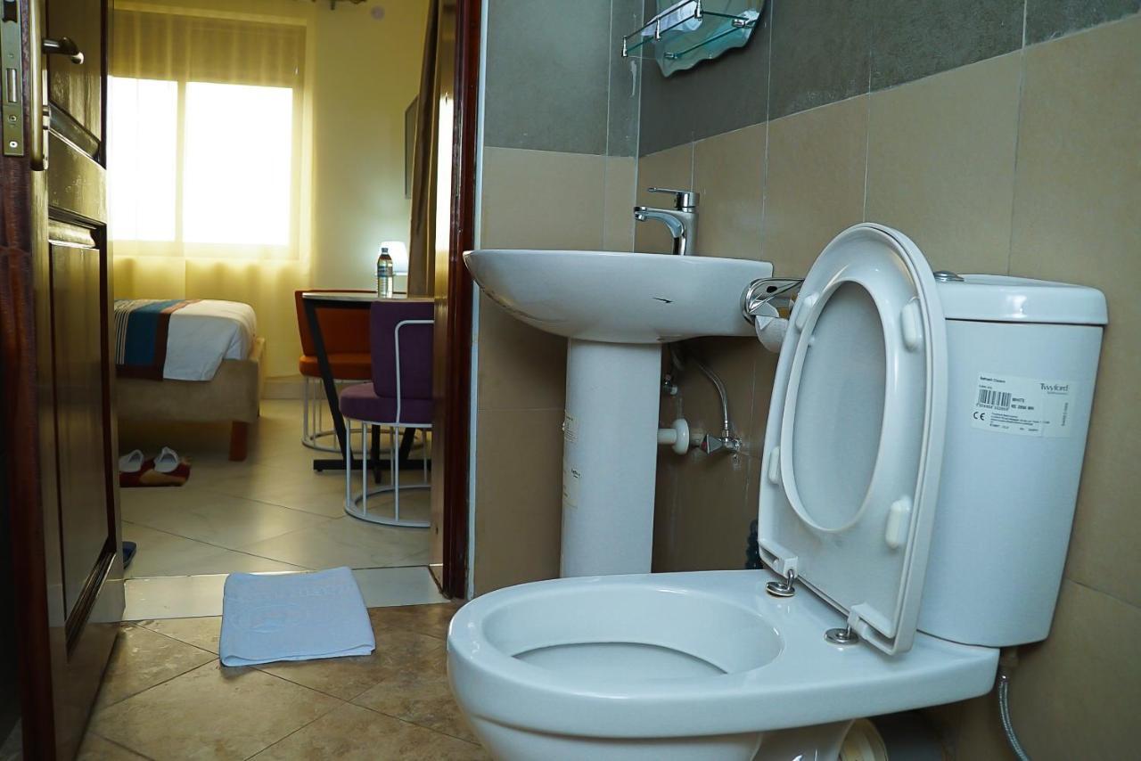Jarin Hotel Καμπάλα Εξωτερικό φωτογραφία